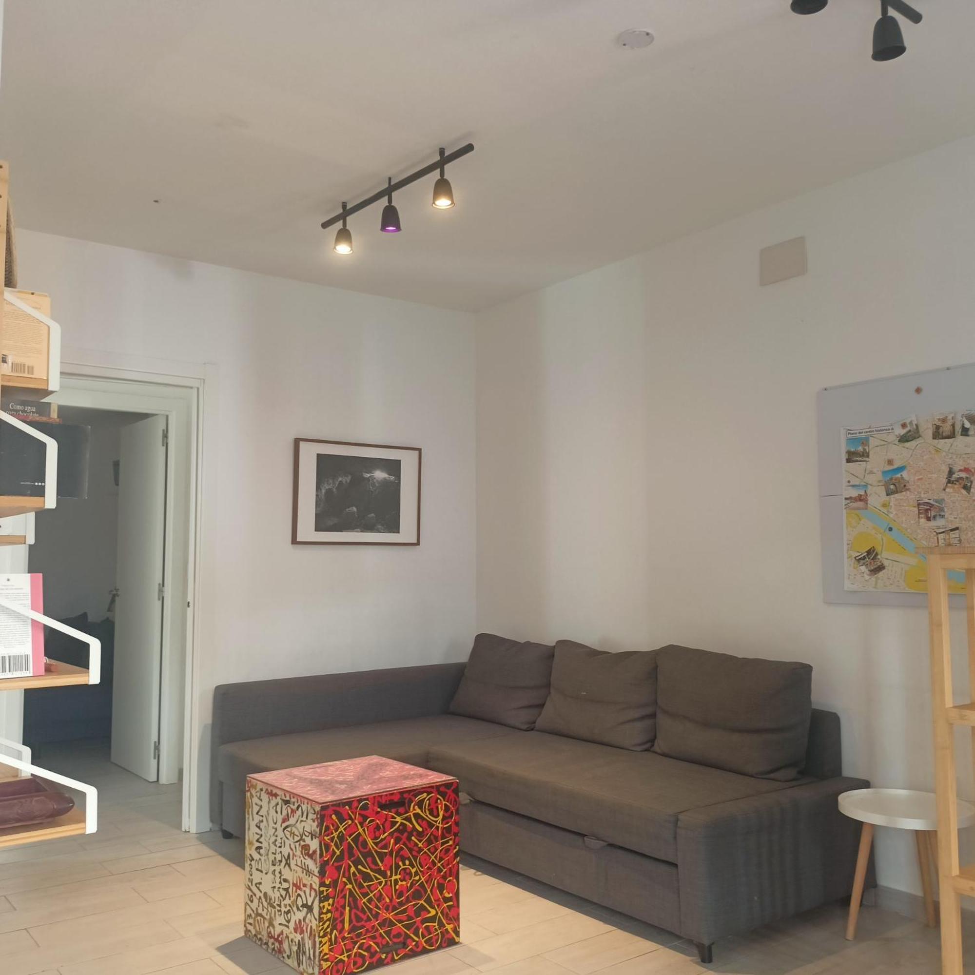 La Casa De Los Viajantes Севиля Екстериор снимка